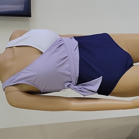 Women's Color Purple White Block Tie Side One Piece Swimsuit Size Midium - Picture 4 of 13